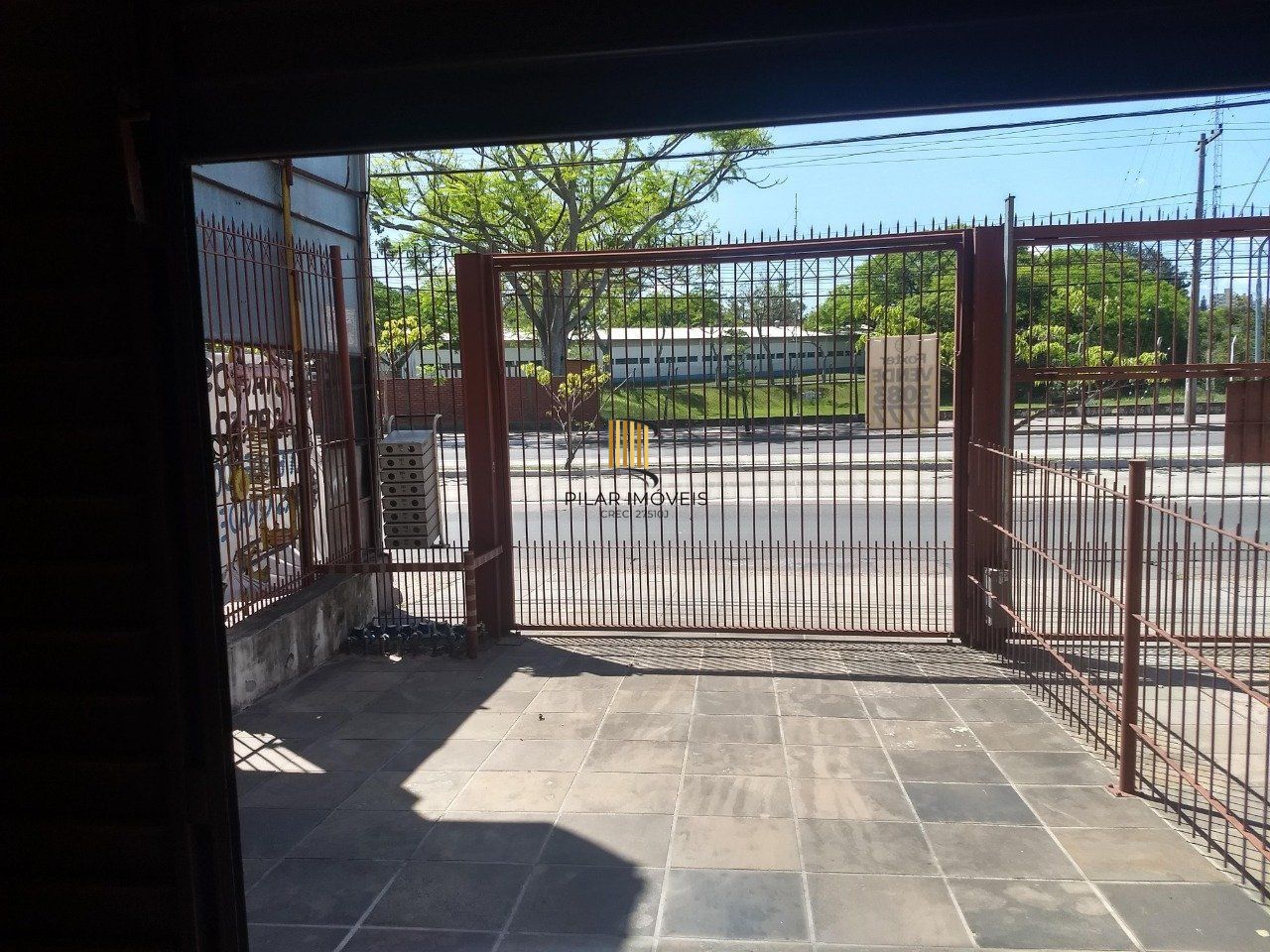 Loja para Venda - 82.89m², 0 dormitórios, Partenon, Porto Alegre