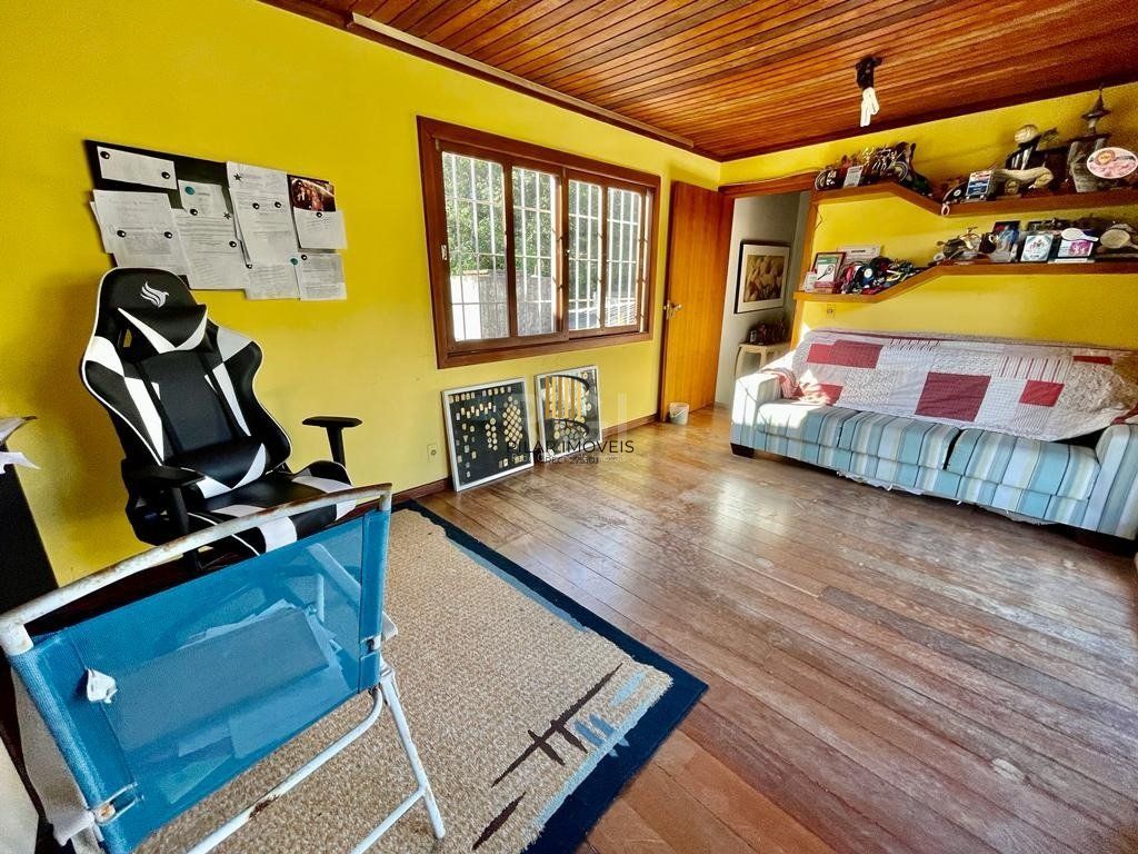 Casa Condominio para Venda - 187.9m², 4 dormitórios, sendo 1 suites, 2 vagas - Pedra Redonda, Porto Alegre