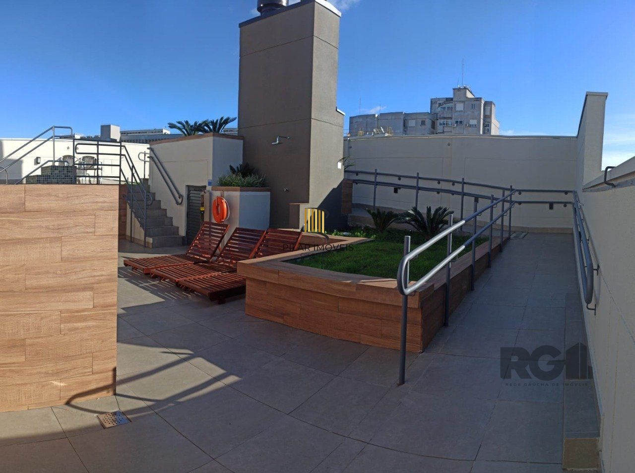 Grande OPORTUNIDADE!! Lindo Apartamento, com amplo Garden privado!!! Sua localização privilegiada, é com certeza um diferencial de destaque deste imóvel