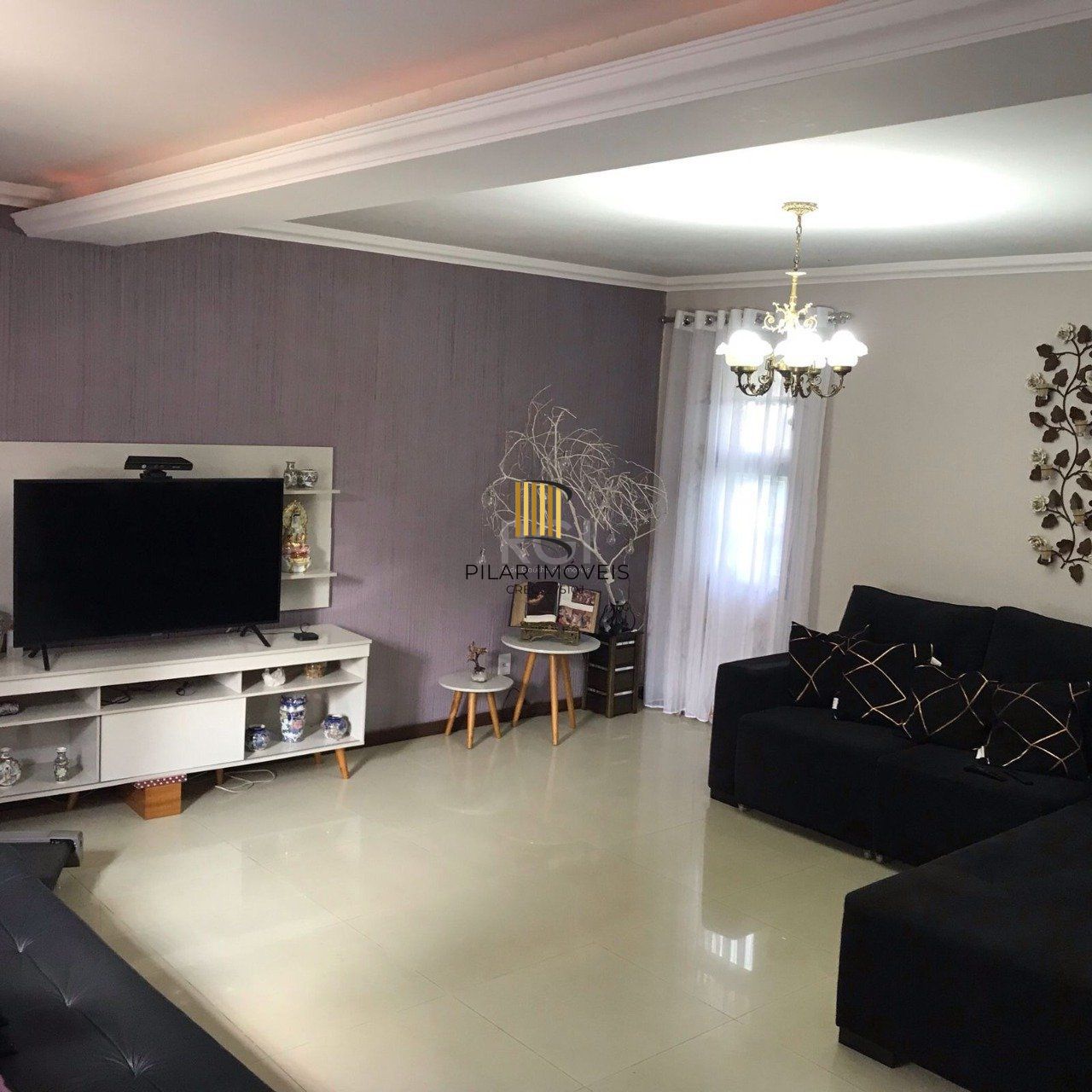 Casa para Venda - 279m², 6 dormitórios, sendo 2 suites, 3 vagas - Cavalhada, Porto Alegre