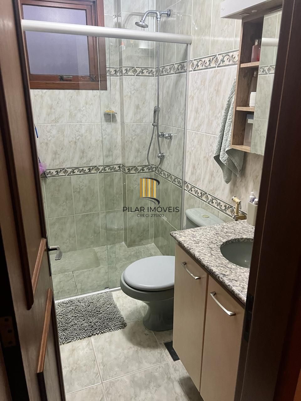 Apartamento à venda no bairro Jardim botânico com 2 dormitórios e Vaga coberta.