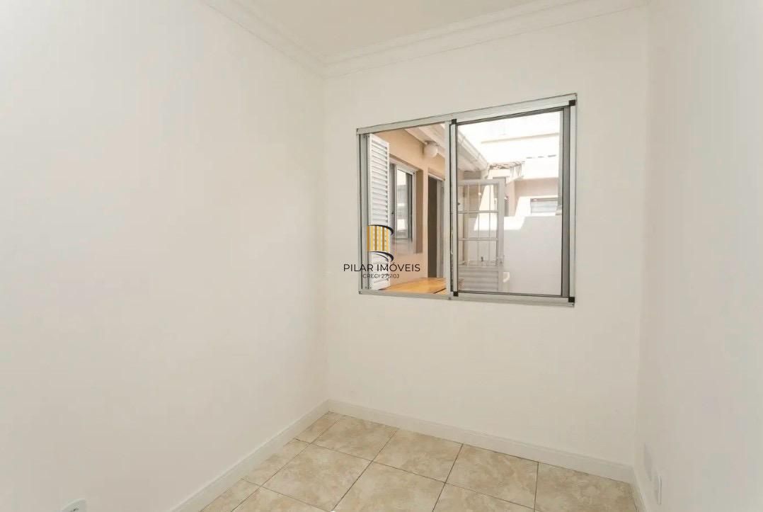 Casa em Condomínio com 03 quarto e 01 Vaga no Bairro Humaitá