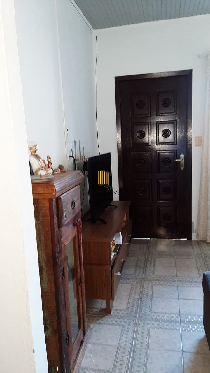 Casa com 2 quartos, 1 vaga de garagem coberta, no bairro Lami, Porto Alegre/RS