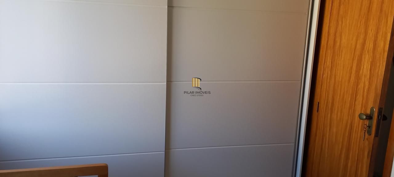 Apartamento de 2 dormitórios com vaga no bairro Vila Nova