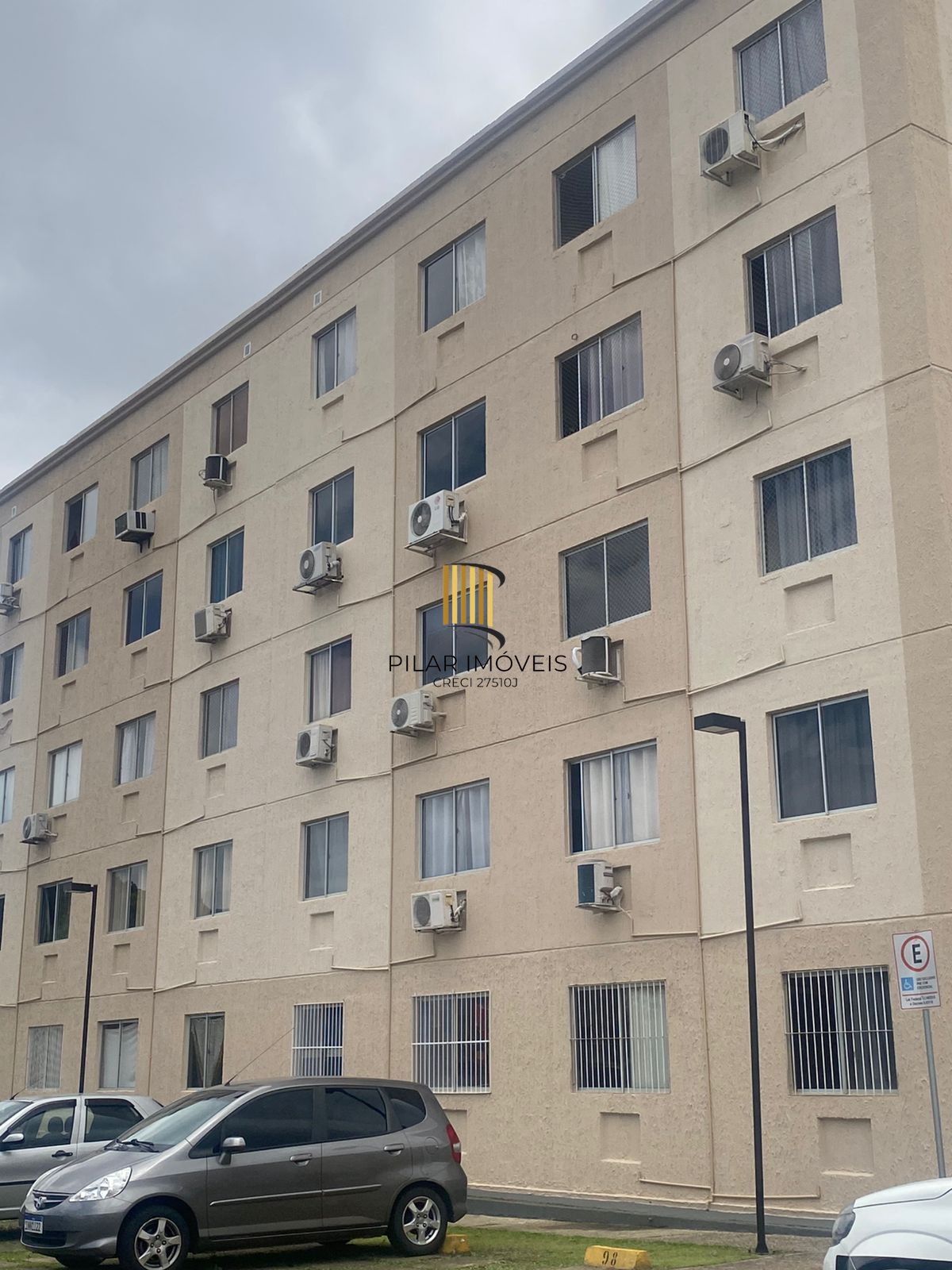 Apartamento com 02 quartos e 01 vaga no Bairro Sarandi - Pilar Imóveis
