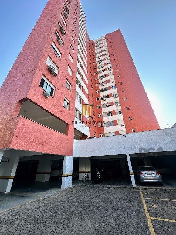 Apartamento 2 dormitórios no bairro Azenha