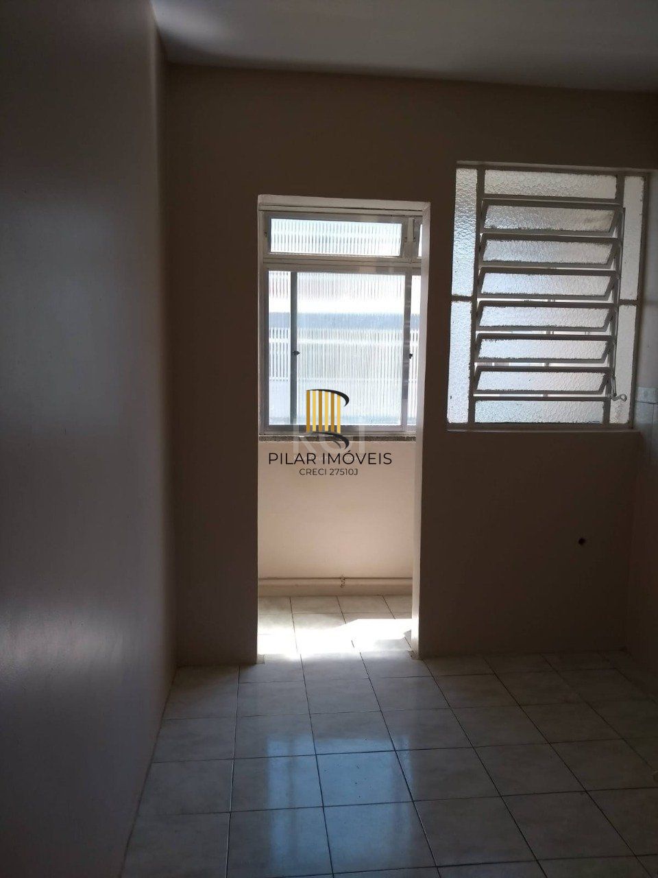 Apartamento para Venda - 69.84m², 3 dormitórios, Camaquã, Porto Alegre