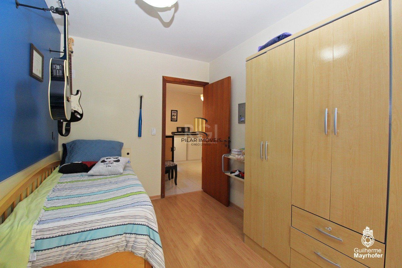 Casa para Venda - 227.93m², 3 dormitórios, sendo 1 suites, 2 vagas - Chácara das Pedras