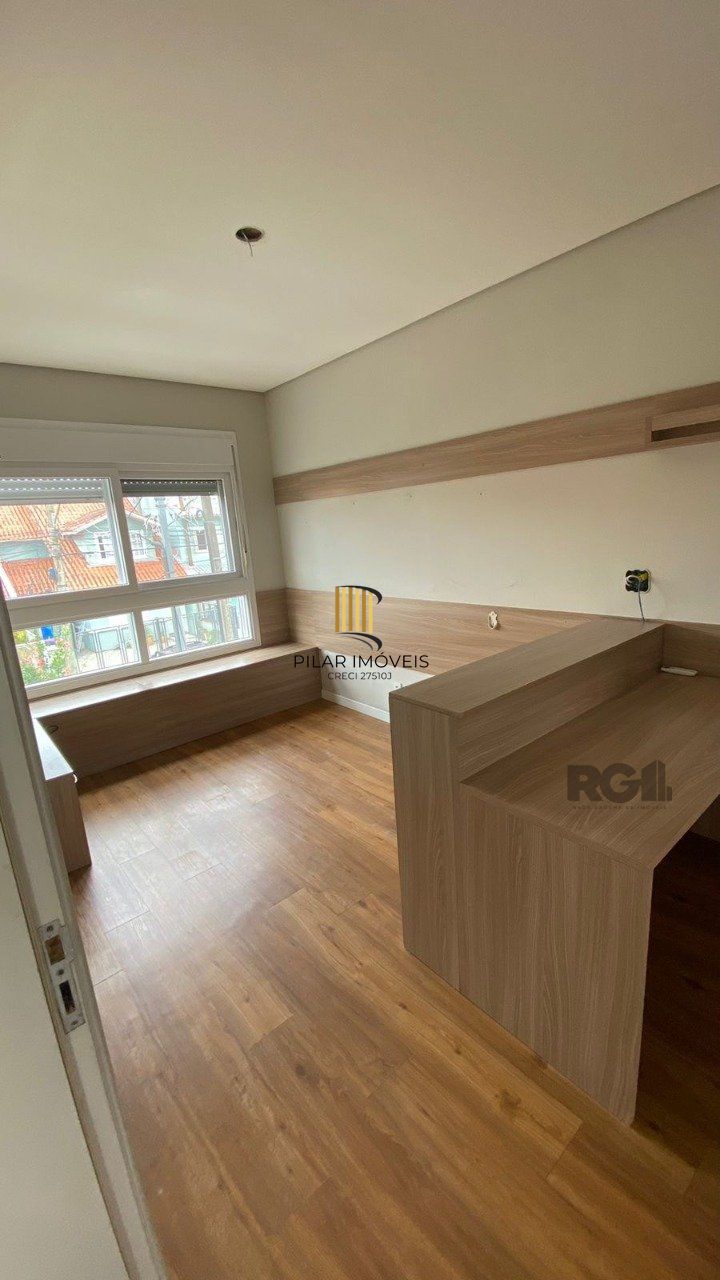 CASA 3 DORMITÓRIOS 1 SUíTE, VAGA DE GARAGEM BAIRRO HÍPICA PORTO ALEGRE RS