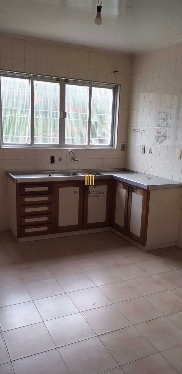 Casa Ampla no Jardim Carvalho com 4 dormitórios