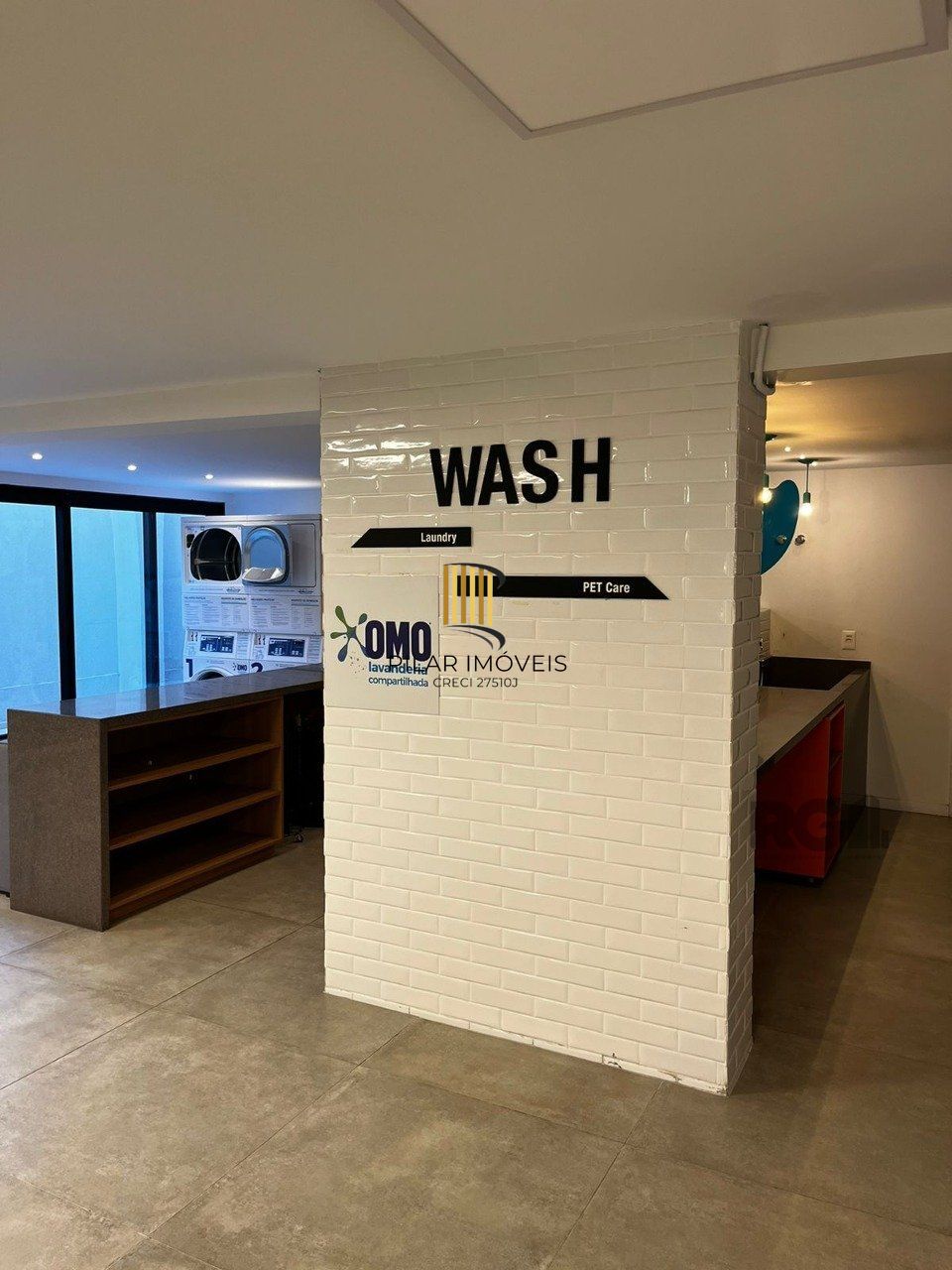 APARTAMENTO 1 DORMITÓRIO, SUÍTE, 2 VAGAS DE GARAGEM, BAIRRO FLORESTA, PORTO ALEGRE/RS