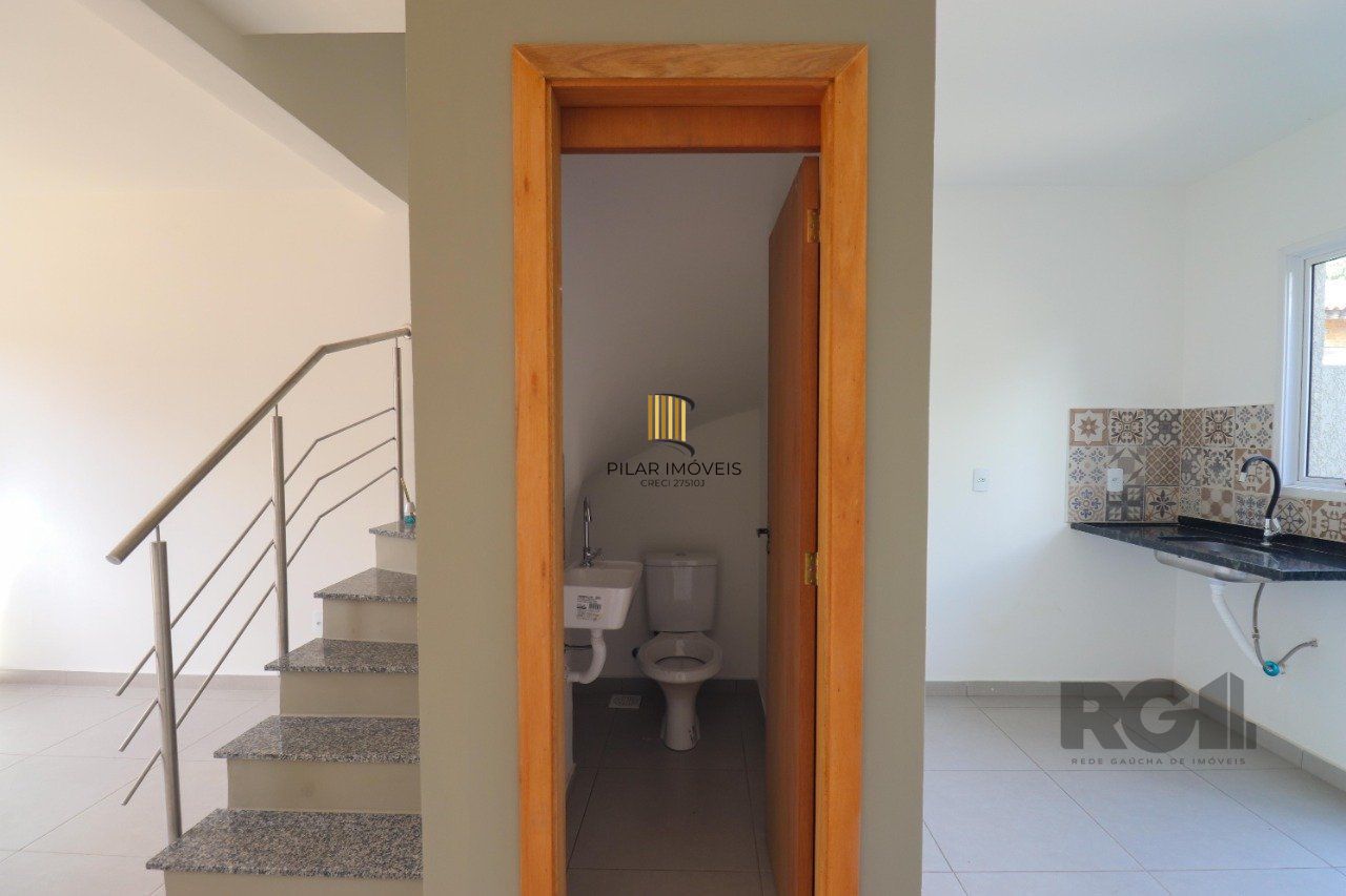 Casa de Condomínio 2 dormitórios no bairro Vila Nova