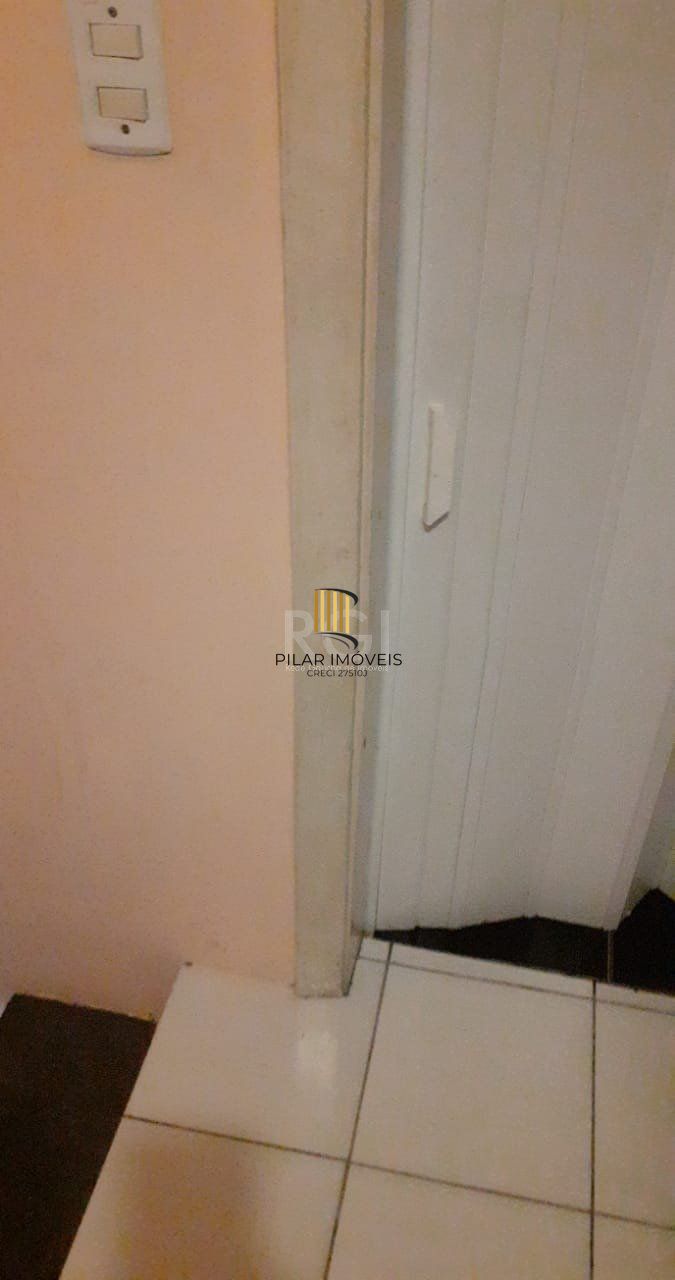 Casa Condominio para Venda - 51m², 2 dormitórios, 1 vaga - Ipanema, Porto Alegre