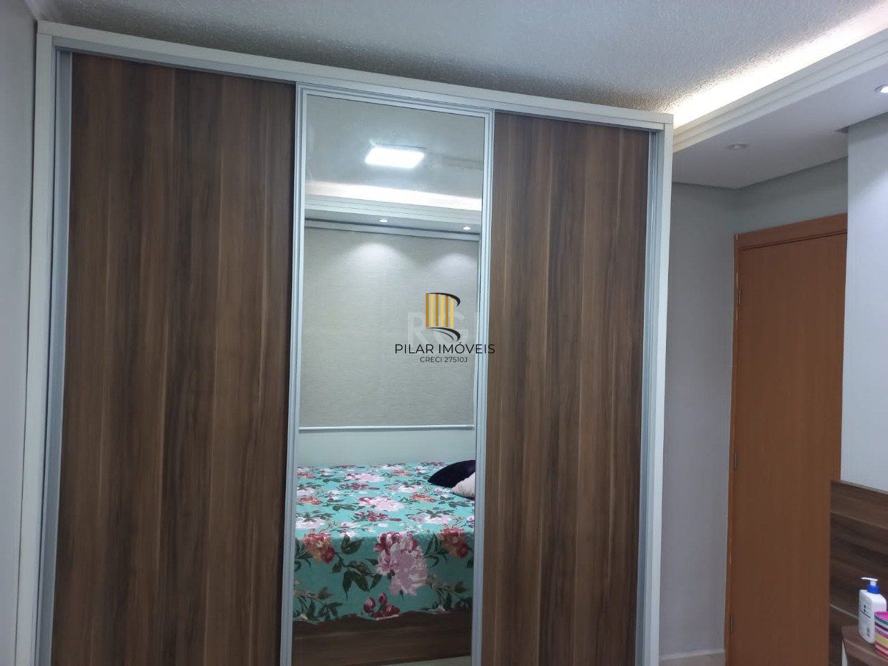 Apartamento de 2 dormitórios no bairro Passo das Pedras em Gravataí