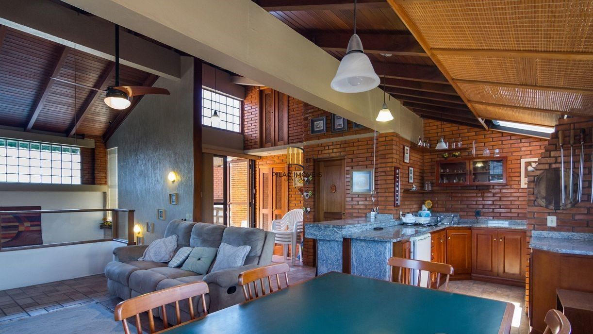 Casa Condominio para Venda - 359.27m², 3 dormitórios, sendo 1 suites, 4 vagas - Cristal