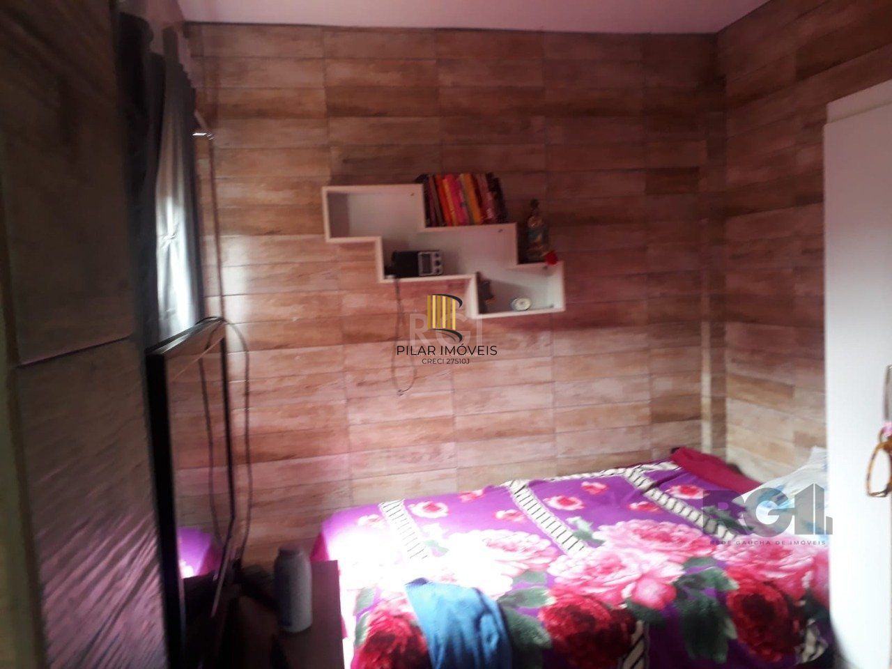 Casa com 3 dormitórios, sendo 1 suíte no bairro Hípica