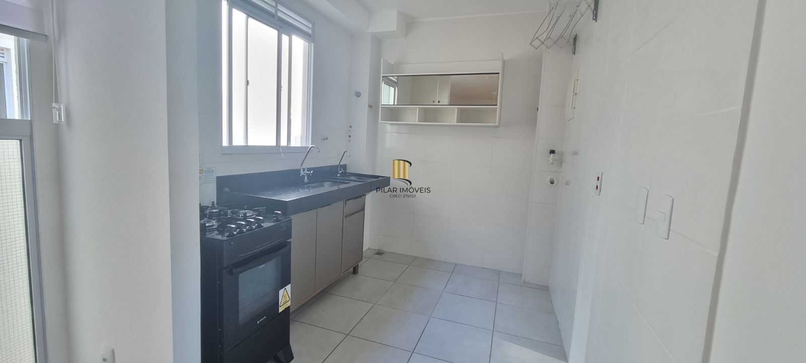 Apartamento 2 dormitórios, 1 vaga, semimobiliado - Cavalhada Porto Alegre RS