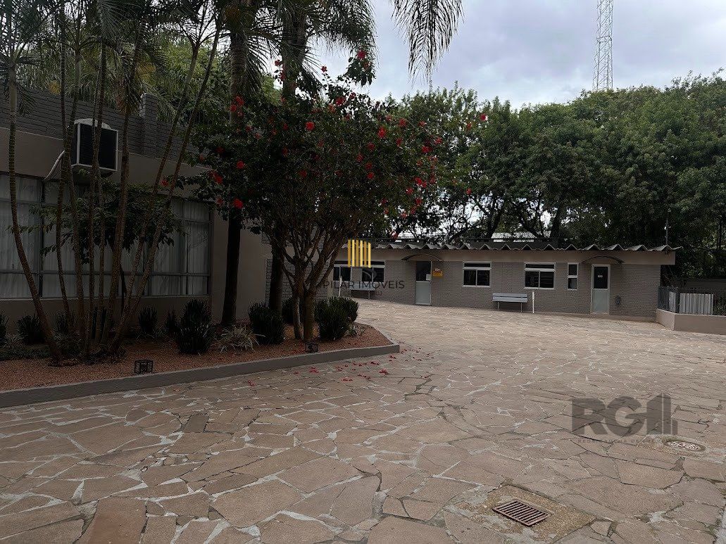 Apartamento a venda, dois dormitórios mobiliado no bairro Cristal.