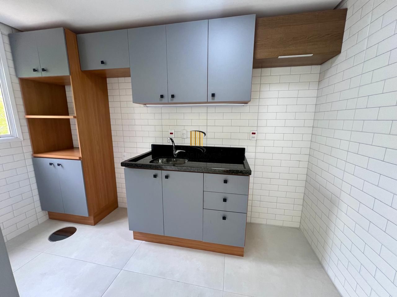 Apartamento 2 dormitórios no bairro Cavalhada