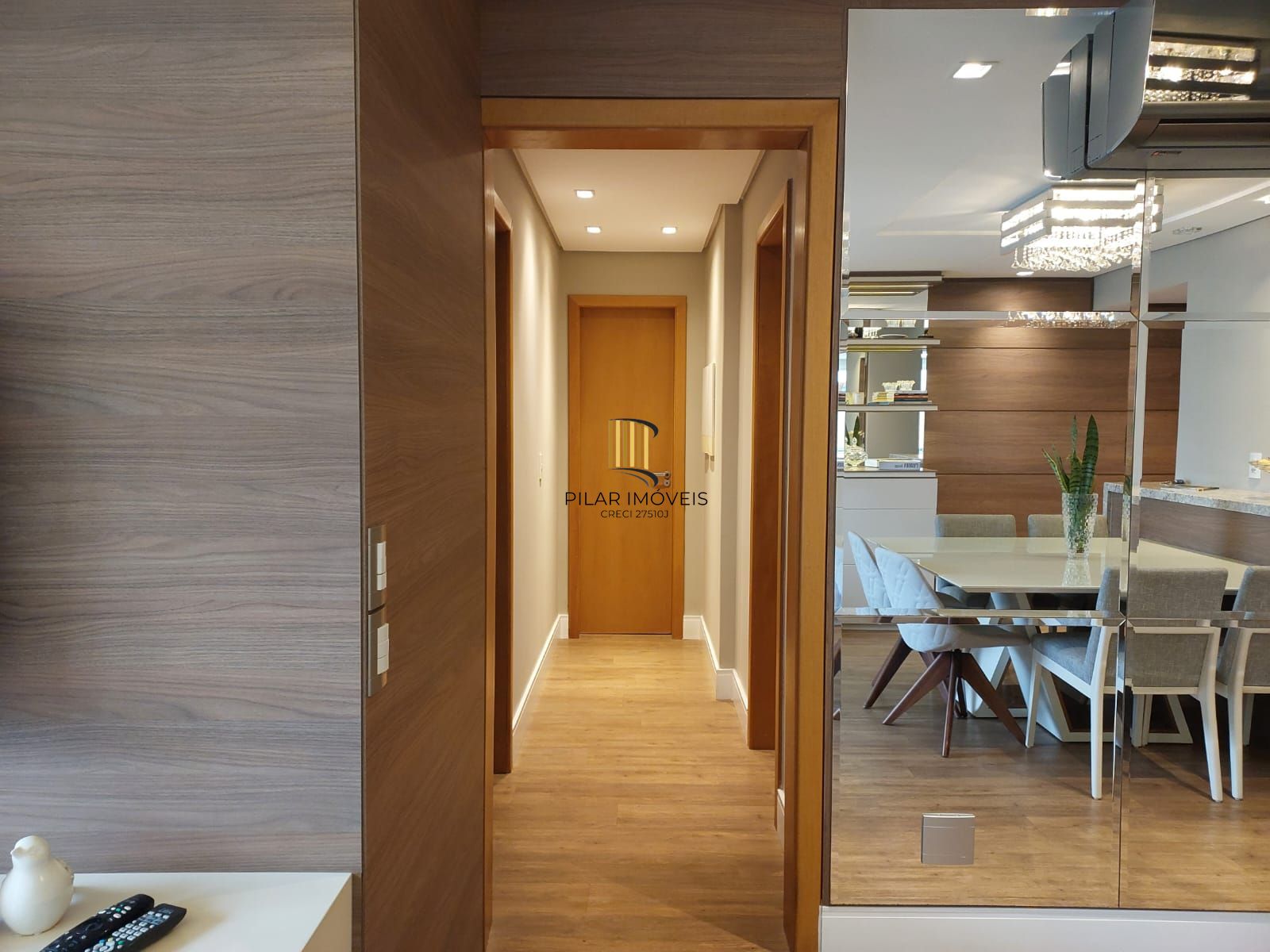 Apartamento com 3 dormitórios, sendo 1 deles suíte, com 02 vagas