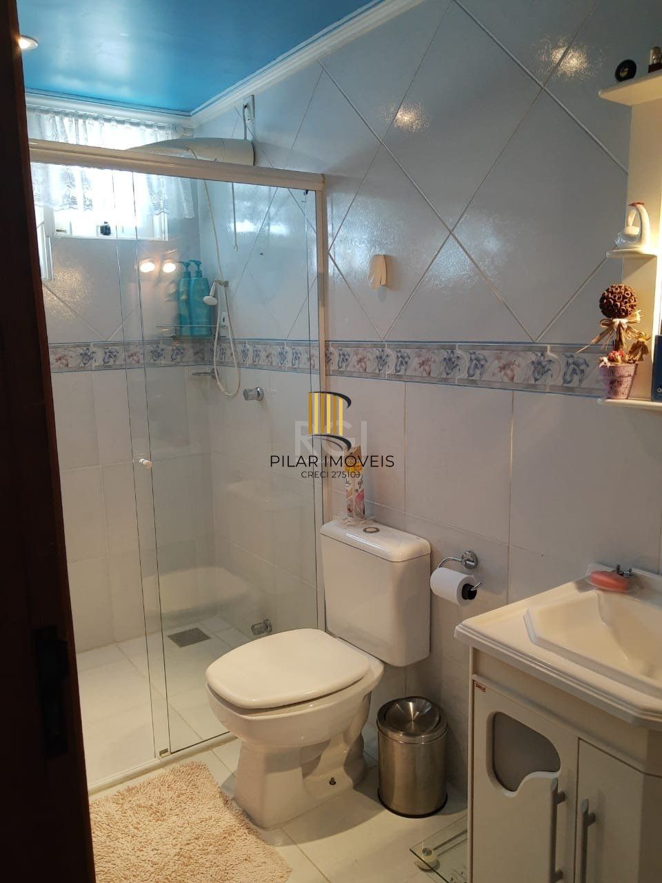 Casa para Venda - 103.38m², 2 dormitórios, sendo 1 suites, 3 vagas - Cecília, Porto Alegre