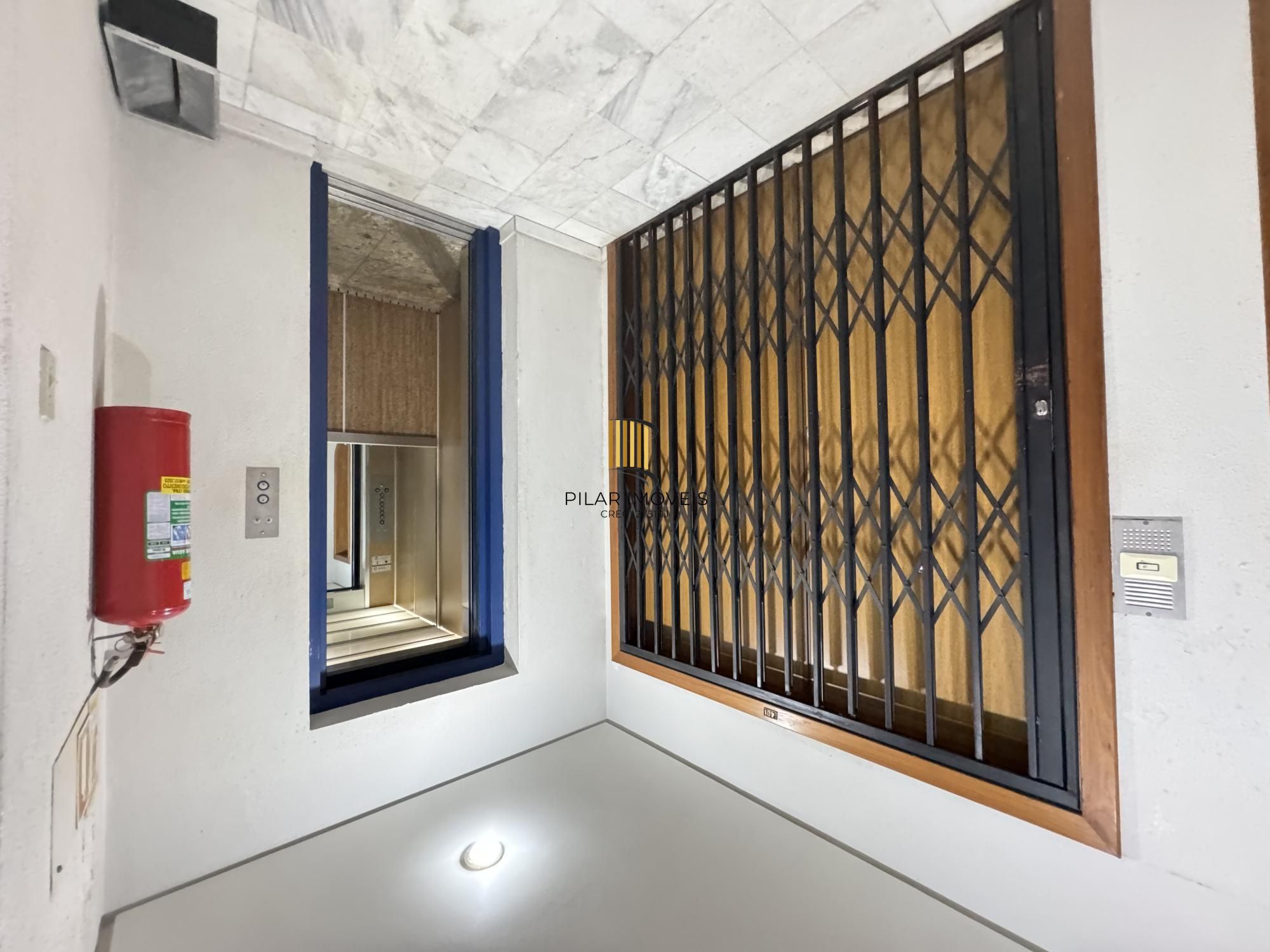 Sala Comercial 1 dormitório no bairro Centro Histórico