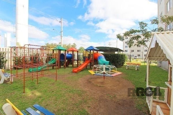 Apartamento com dois quartos no bairro Hípica