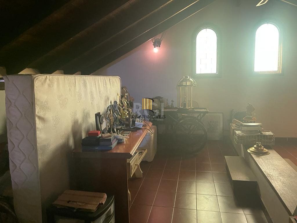 Casa para Venda - 400m², 5 dormitórios, sendo 3 suites, 4 vagas - Ipanema PORTO ALEGRE /RS