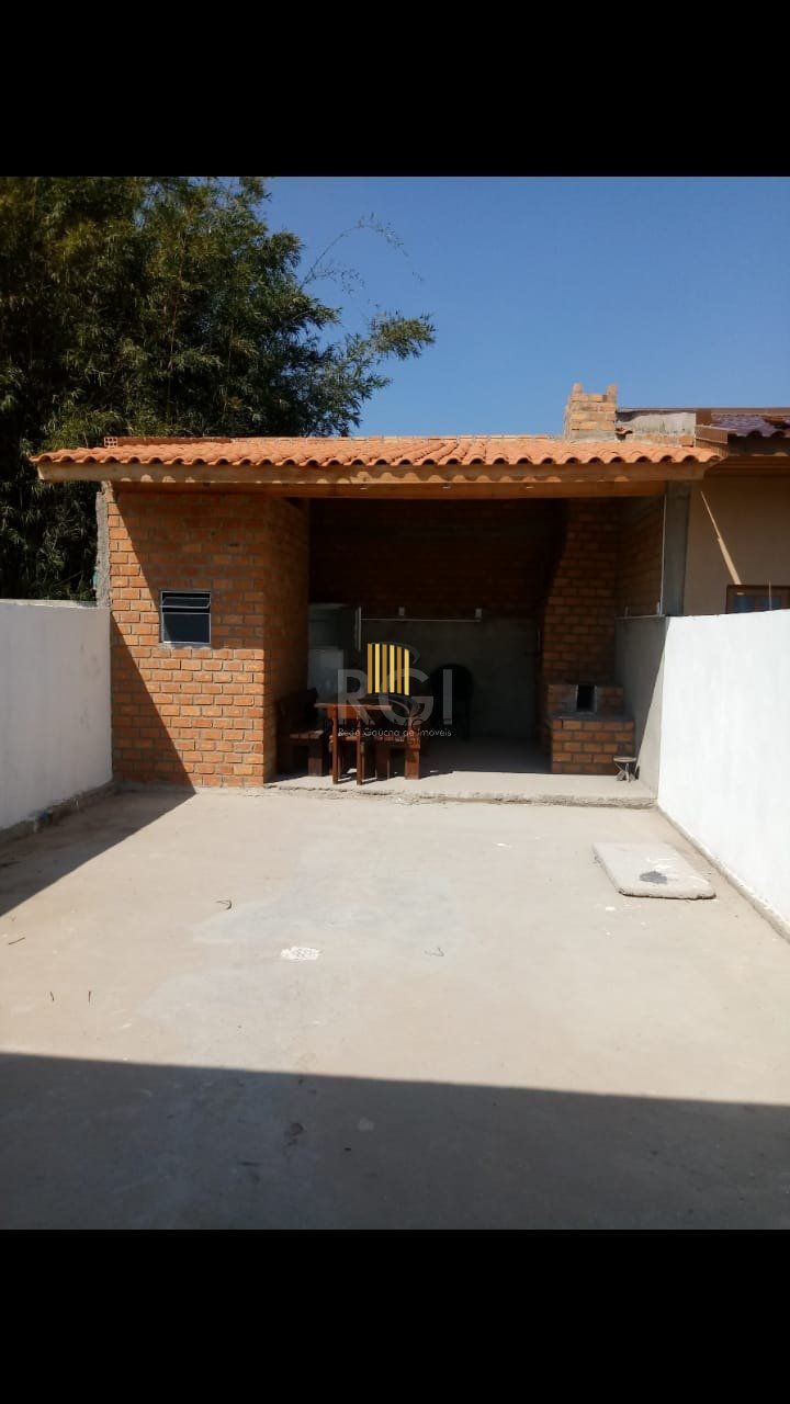 Casa com 2 quartos, 2 vagas de garagem, no bairro Aberta dos Morros, Porto Alegre/RS