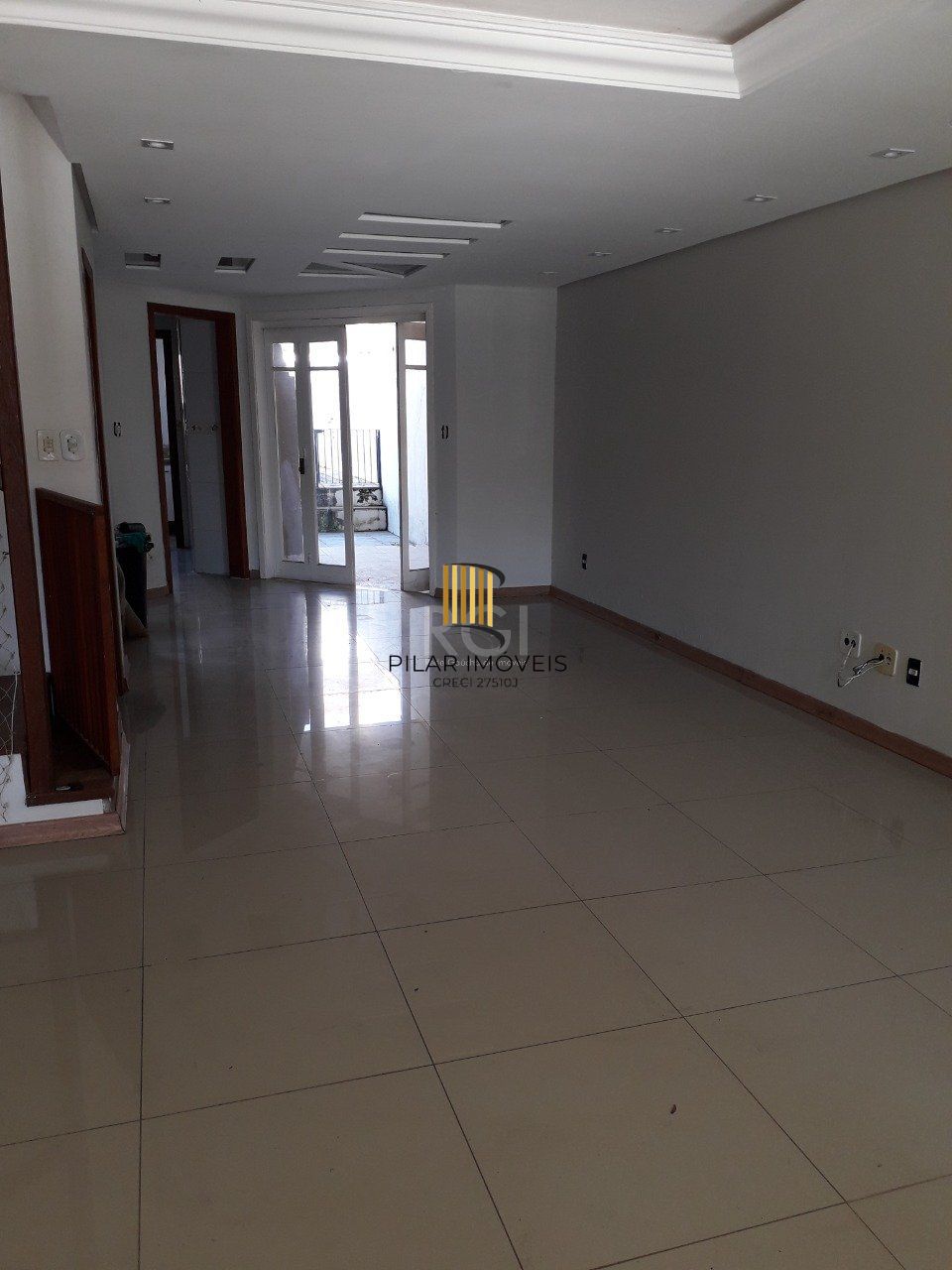 Casa para Venda - 205m², 2 dormitórios, sendo 1 suites, 2 vagas - Ipanema