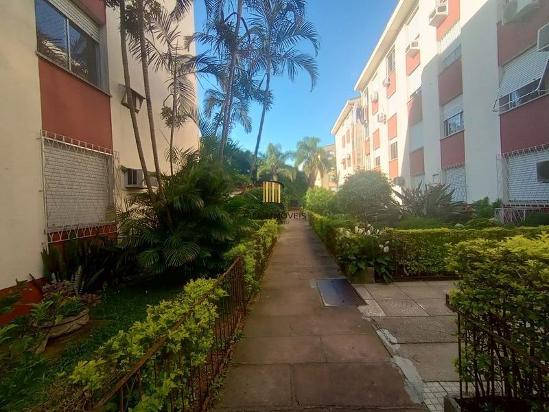 Apartamento com 03 quartos e 01 vaga no Bairro Vila Nova em Porto Alegre