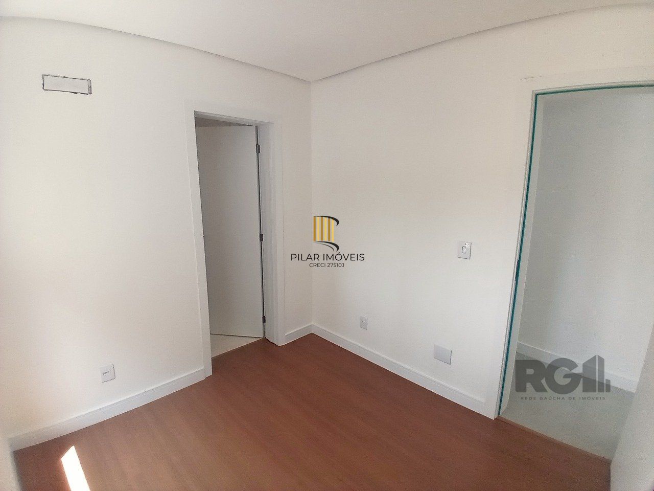 Casa 3 dormitórios, 2 suítes, 2 vagas, no bairro Hípica, Porto Alegre/RS