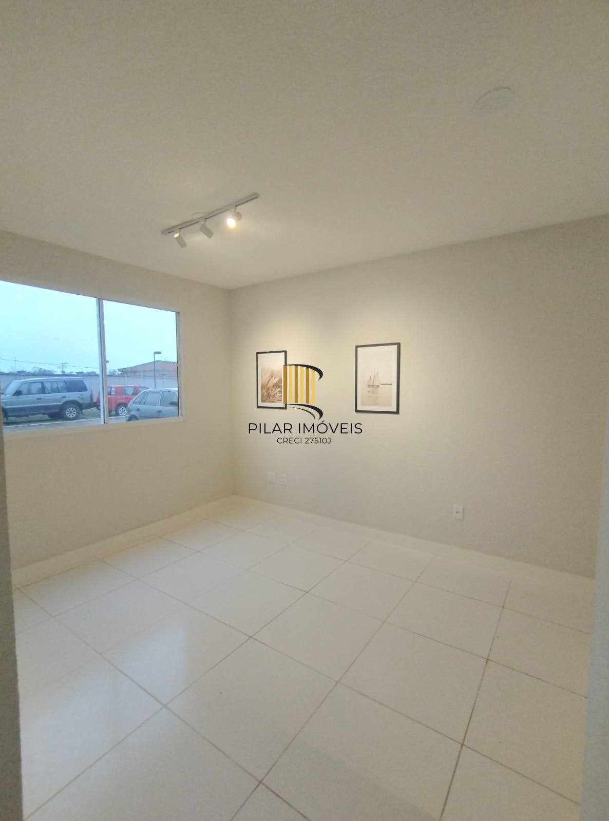 Apartamento 2 dormitórios no bairro Restinga