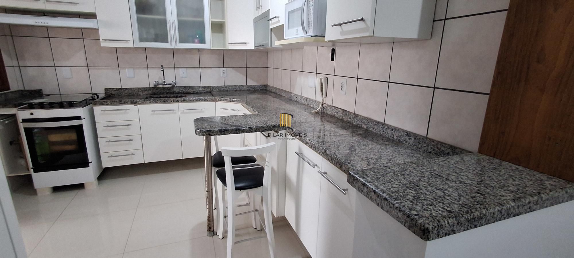 Apartamento com 03 quartos e 01 vaga escriturada no Bairro Tristeza