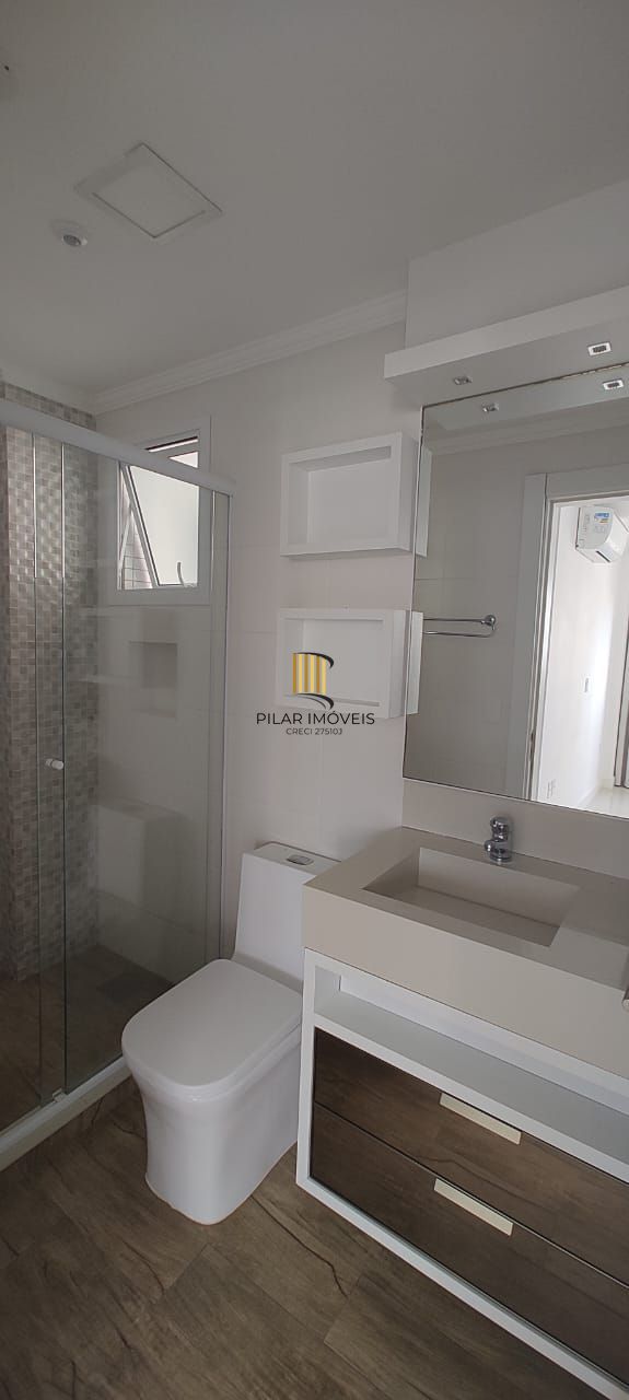 Apartamento com 03 Quartos e 02 vagas em Torres (01 suíte)