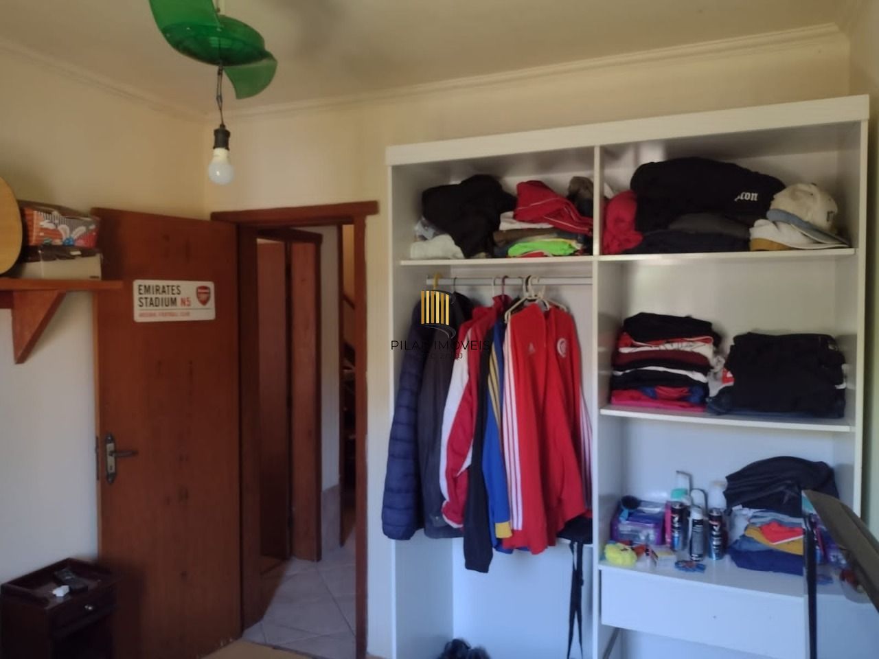 Casa para Venda - 693.6m², 5 dormitórios, sendo 3 suites, 4 vagas - Hípica