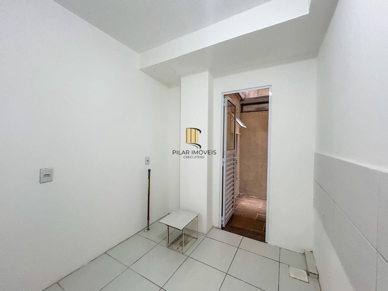 Ótimo apartamento 2 dormitórios 54m² sacada com churrasqueira - BAIRRO VILA NOVA