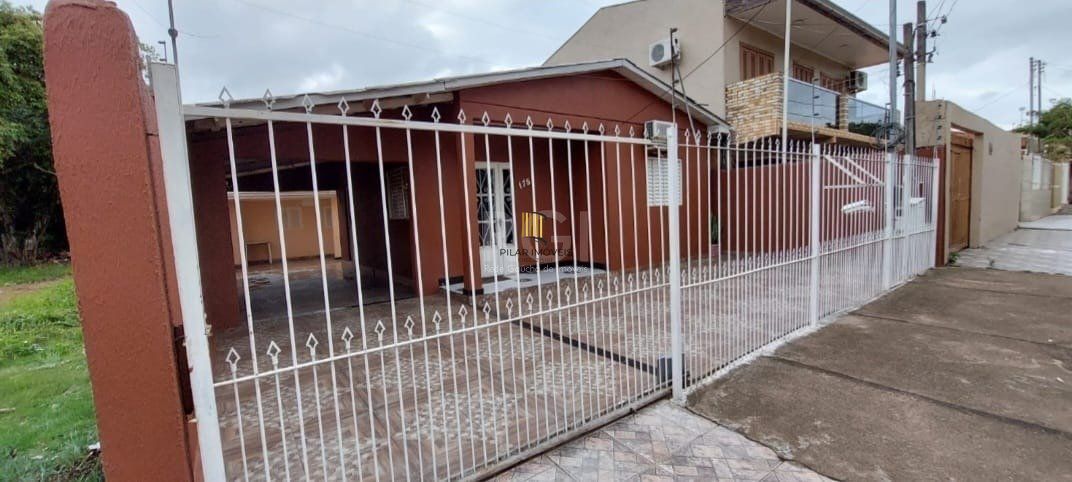 Casa para Venda - 78m², 2 quartos, 2 vagas - Santo Inácio, Esteio - Pilar Imóveis