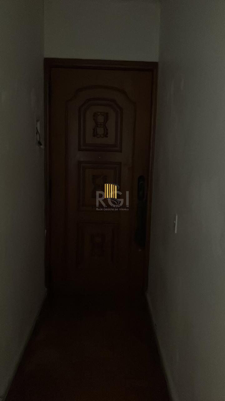 Apartamento de 2 dormitórios no bairro Passo d´Areia
