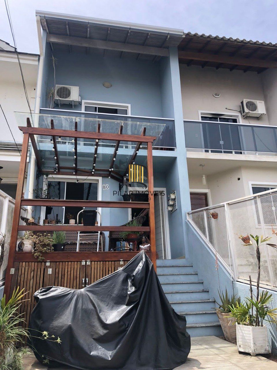 Casa com 3 dormitórios 2 suítes, área gourmet, vaga de estacionamento,  Guarujá,  Porto Alegre RS 