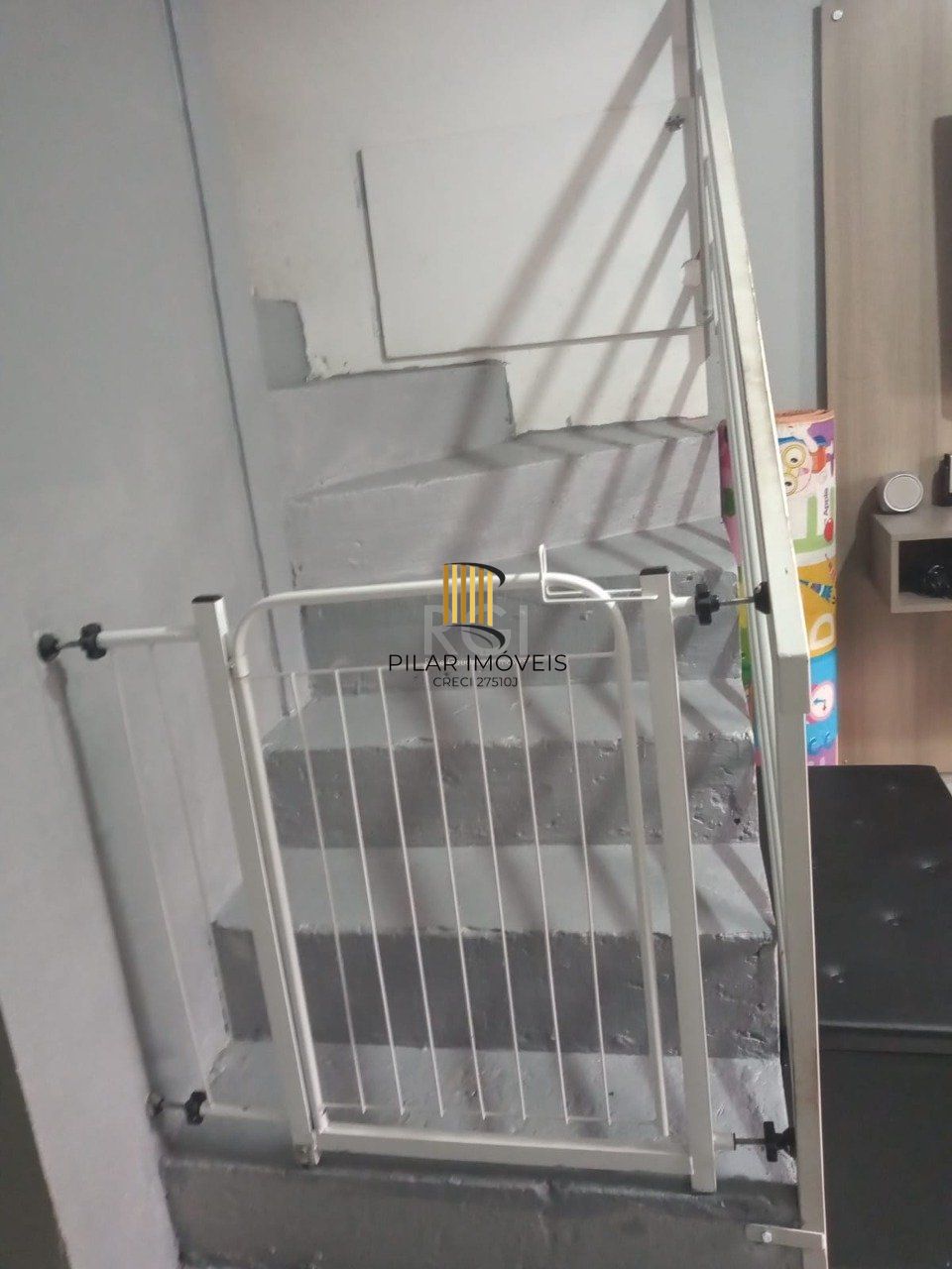 Casa com 5 quartos, 1 suíte, 4 vagas de garagem, no bairro Aberta dos Morras, Porto Alegre/RS