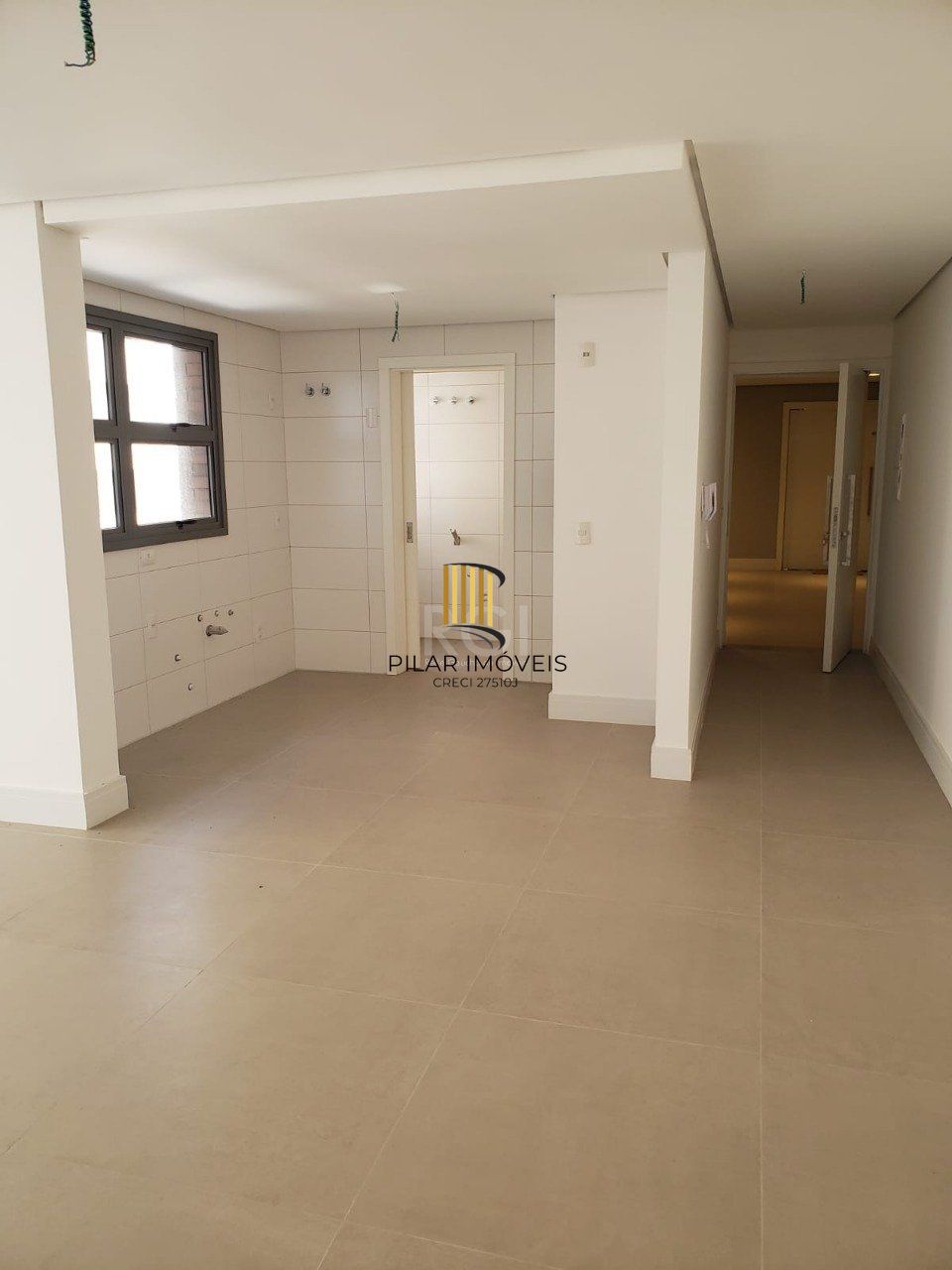 APARTAMENTO, 3 DORMITÓRIOS, 1 SUÍTE, 2 VAGAS DE GARAGEM, PORTO ALEGRE/RS