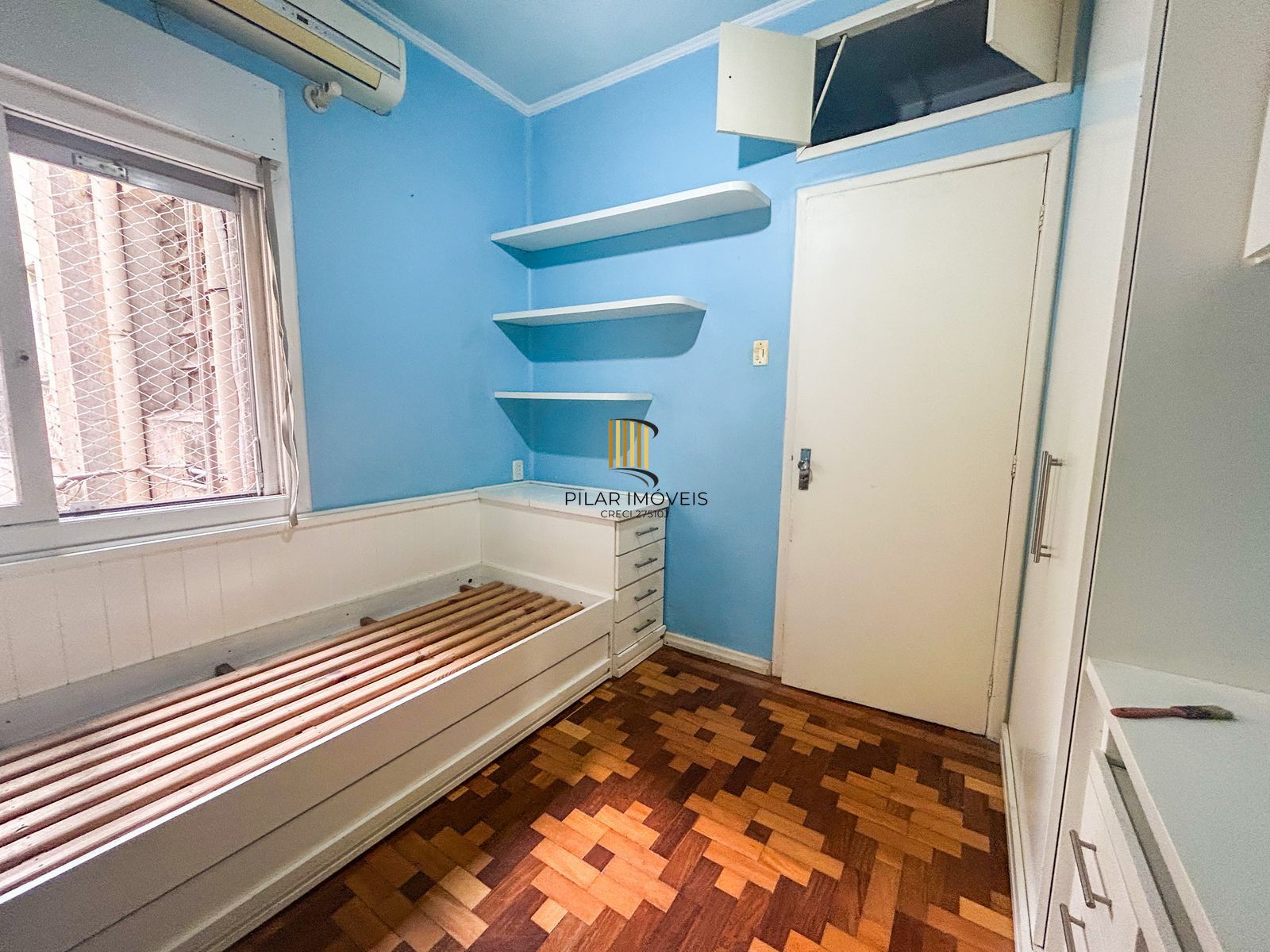 Apartamento na rua Riachuelo com 3 dormitórios e 2 banheiros