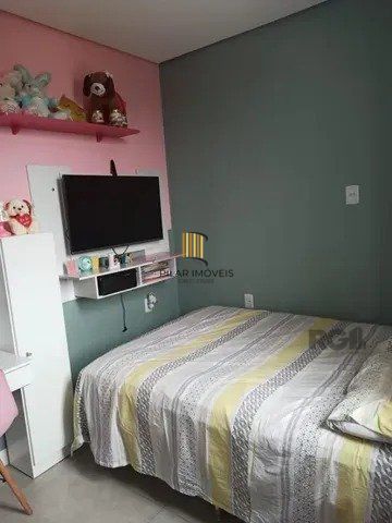 Apartamento de 3 dormitórios com área externa no bairro Passo da Areia