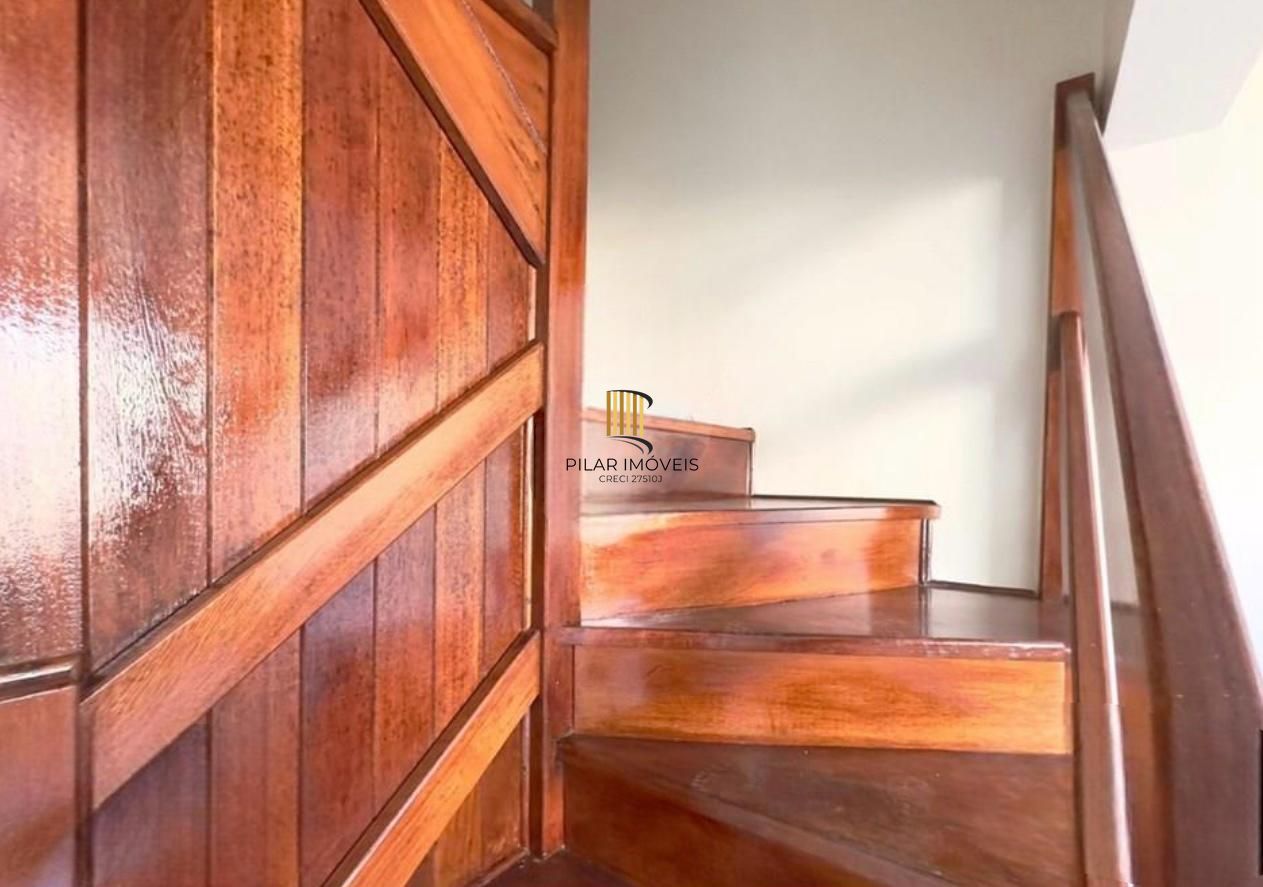 Casa em condominio , 2 dorm, 1 vaga, bairro Sarandi, condomínio Acapulco.