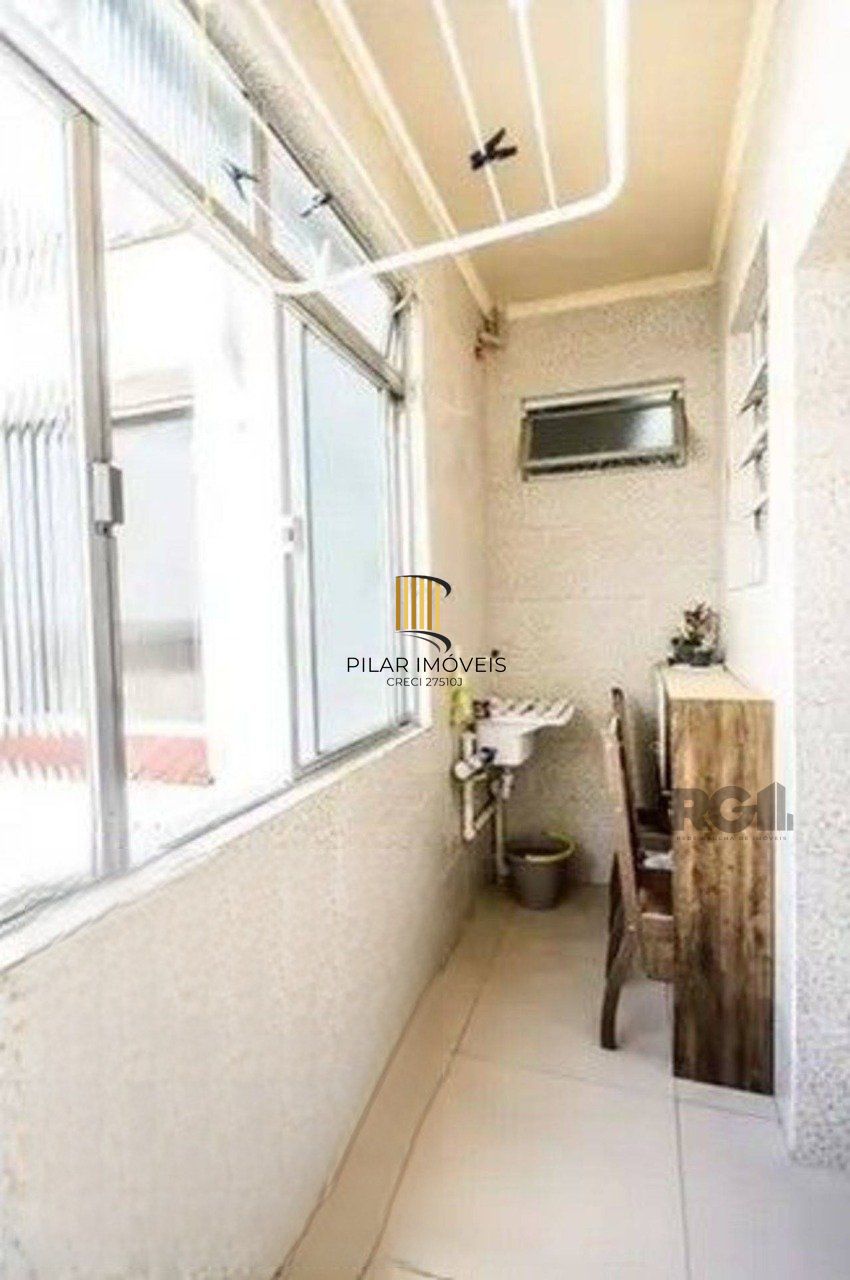 Apartamento com 03 dormitórios no Bairro Rio Branco de Porto Alegre