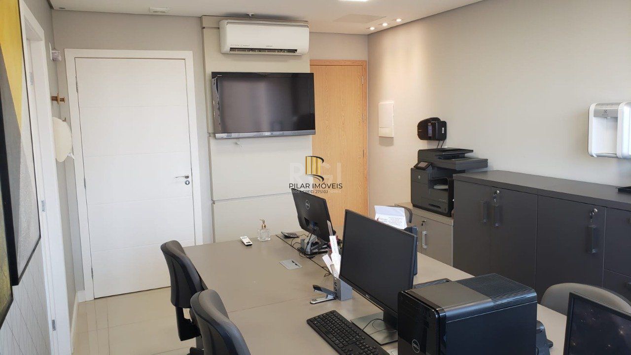 Sala comercial com vista para o Guaíba no Getúlio Vargas Prime Office.