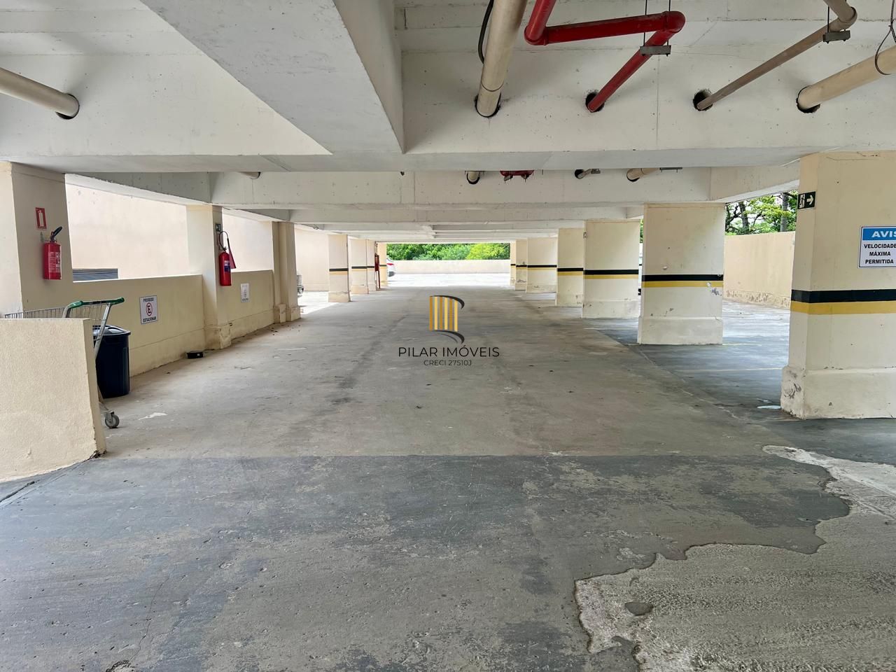 Apartamento 2 dormitórios no bairro Cavalhada