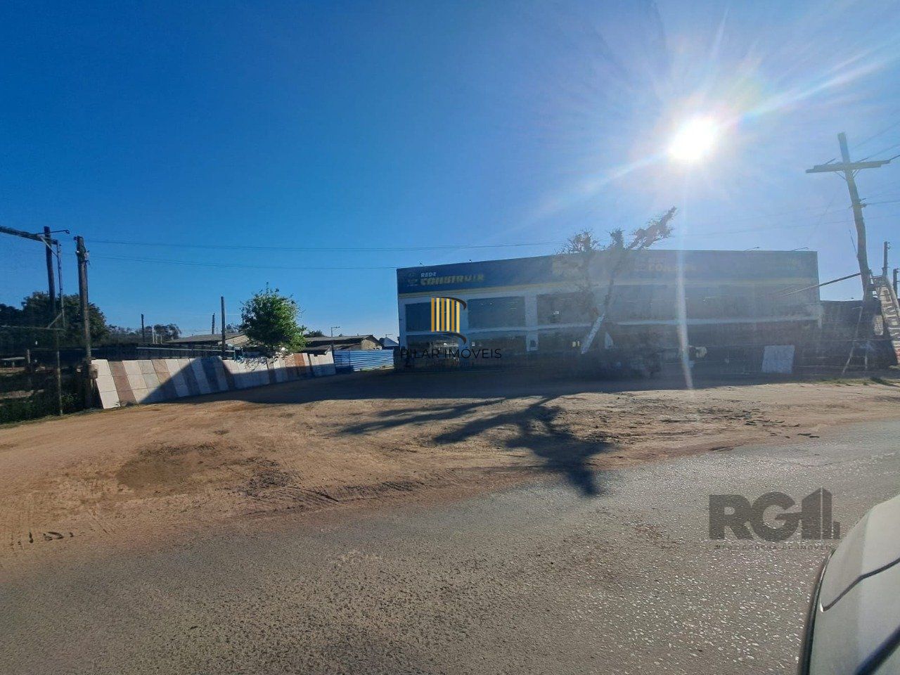 Casa à venda 2 dormitórios 3 vagas no Bairro Lami Porto Alegre RS