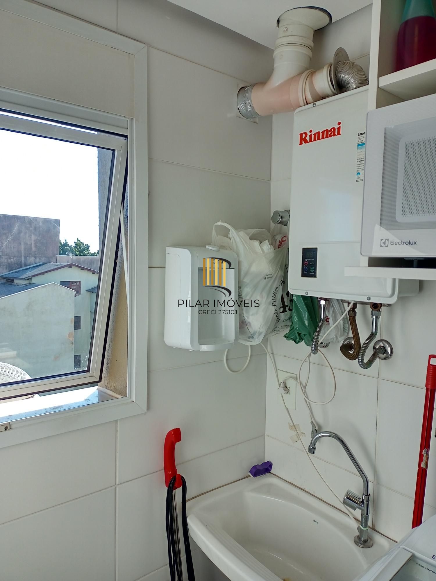 Apartamento 2 Dormitórios (1 Suíte), 64m², Churrasqueira, Vaga Coberta